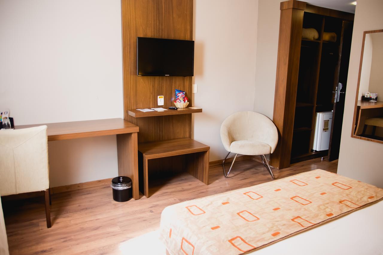 Class Hotel Varginha Варжинья Экстерьер фото